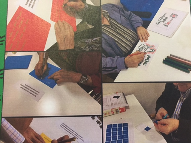Elaboración de tarjetas navideñas en Rosalba Sevilla La Nueva