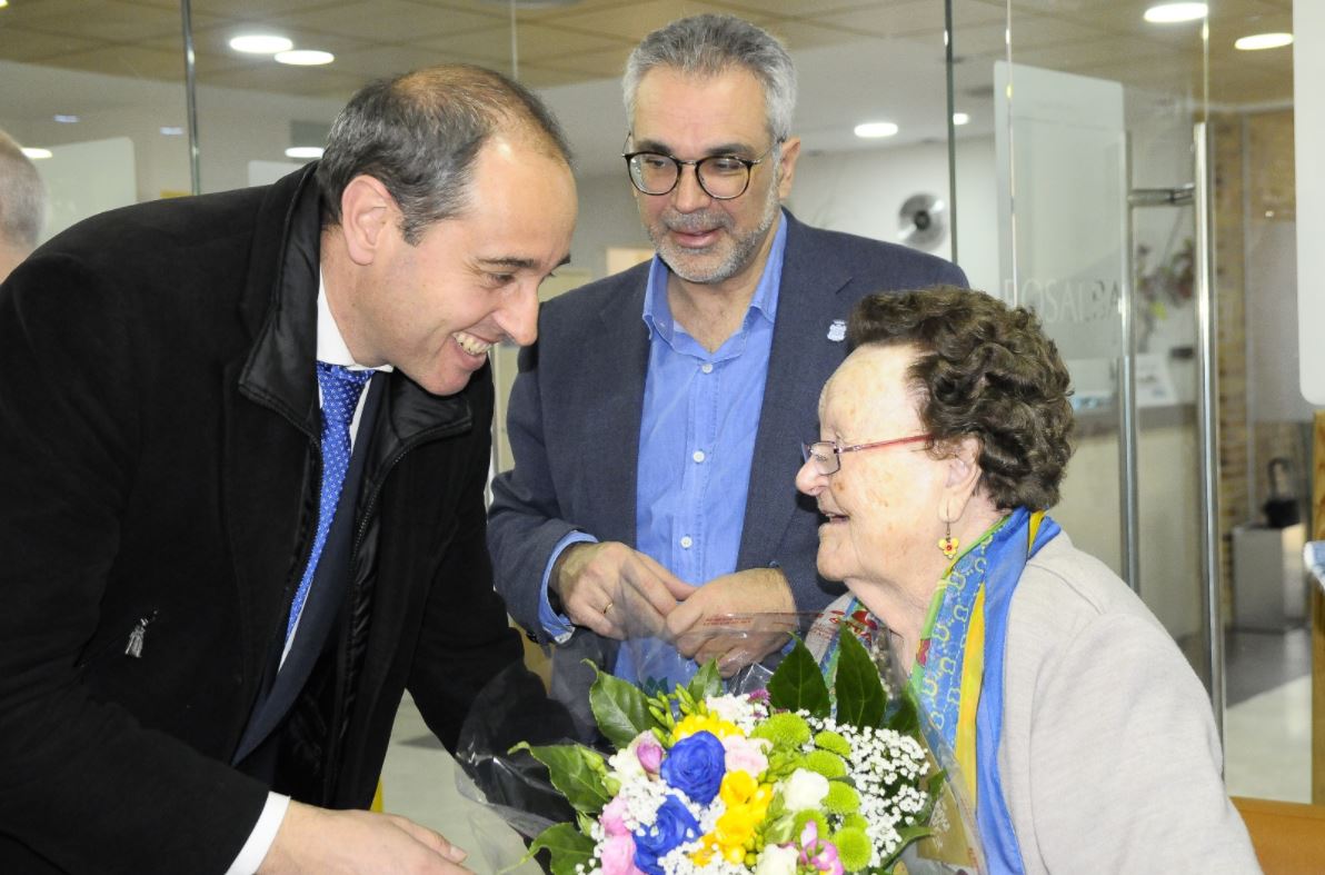 El Consejero de Políticas Sociales de la Comunidad de Madrid visita la Residencia Rosalba de Sevilla la Nueva