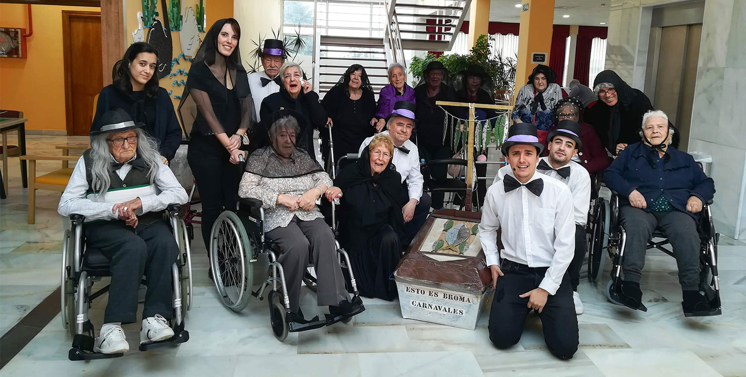 ¡¡Ya es Carnaval en Urbanización de Mayores!!